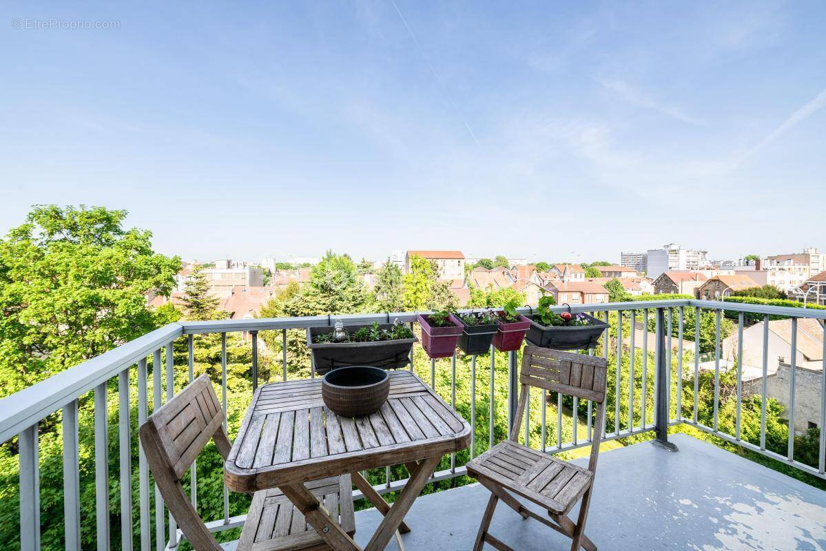 Appartement à BONDY