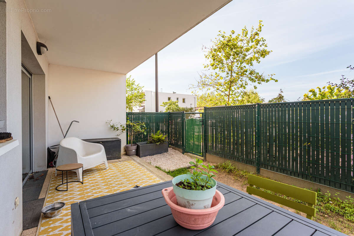T3 lumineux avec terrasse, parking et cave   Résidence récente - photo 6