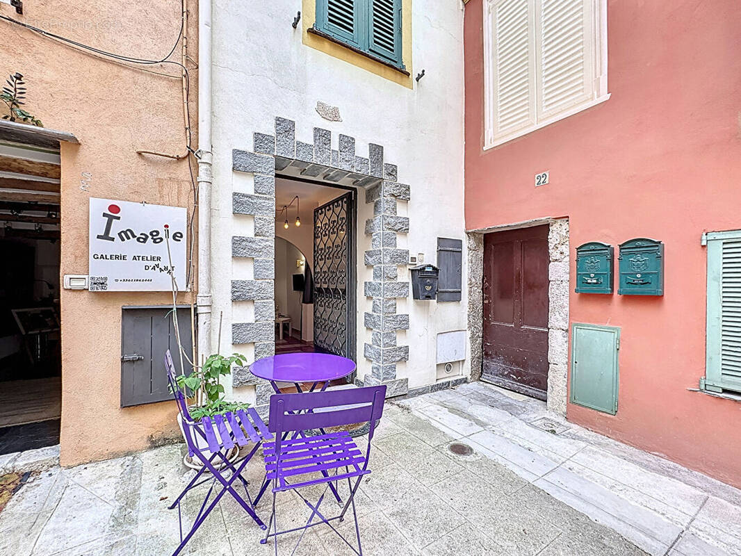 Appartement à ROQUEBRUNE-CAP-MARTIN