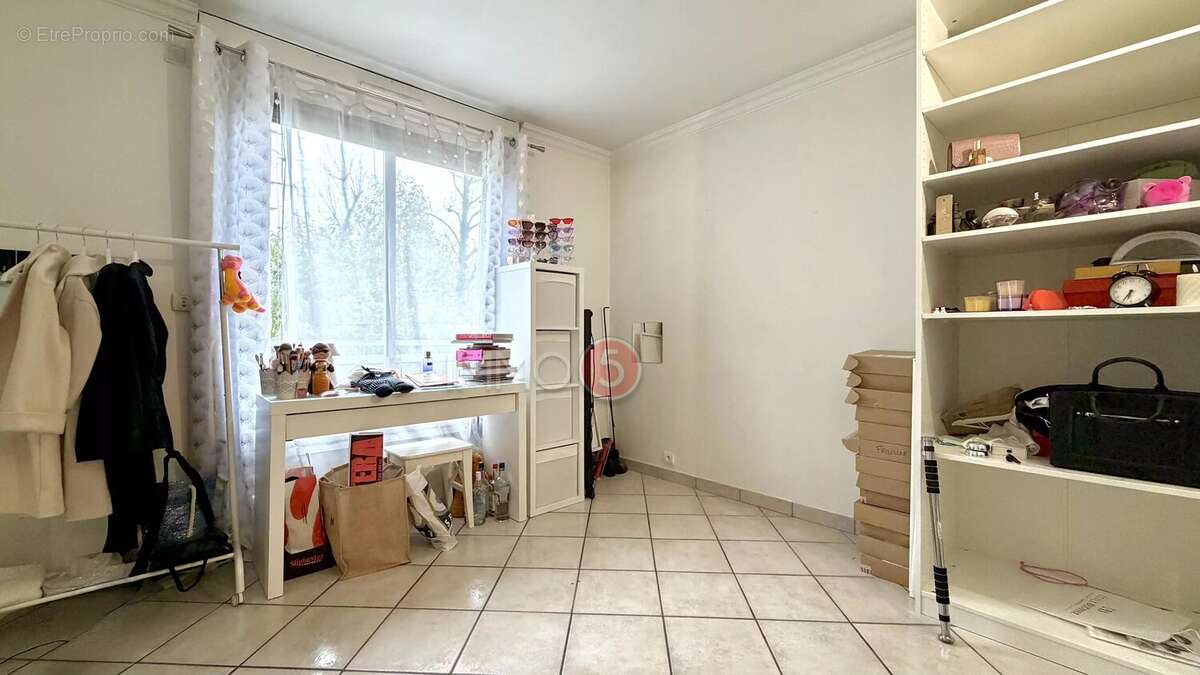 Appartement à LE RAINCY