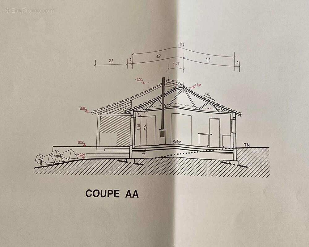 Terrain à SOLIGNAC-SOUS-ROCHE