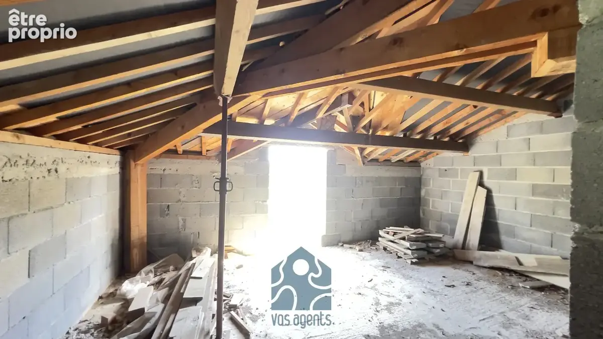 maison à finir sur un grand terrain arboré - photo 9