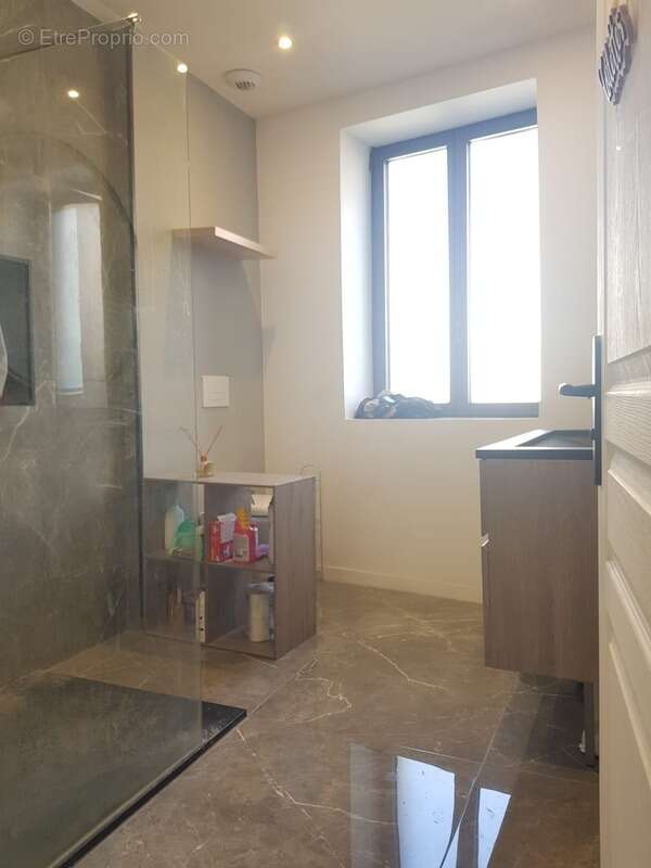 Maison à VILLECHENEVE