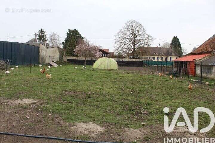 Photo 3 - Terrain à VERSIGNY
