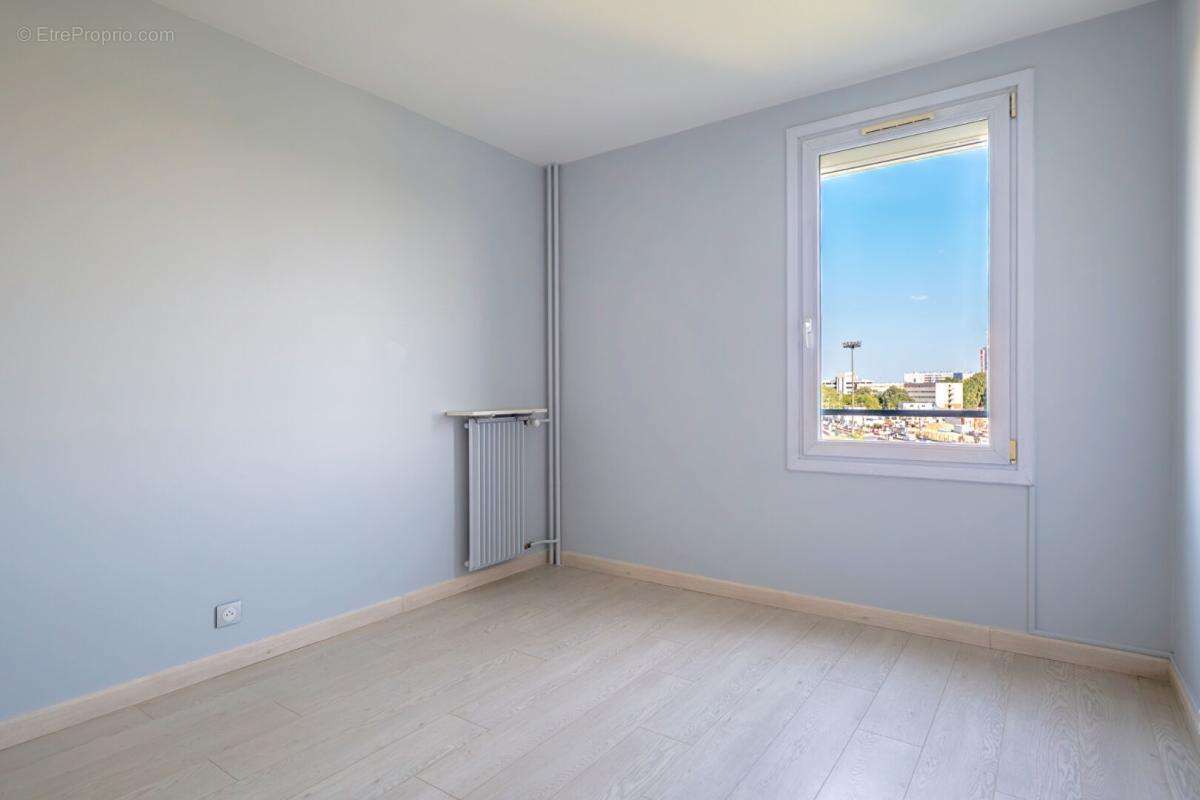 Appartement à MAISONS-ALFORT