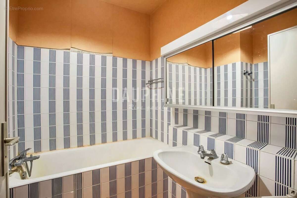 Appartement à PARIS-6E