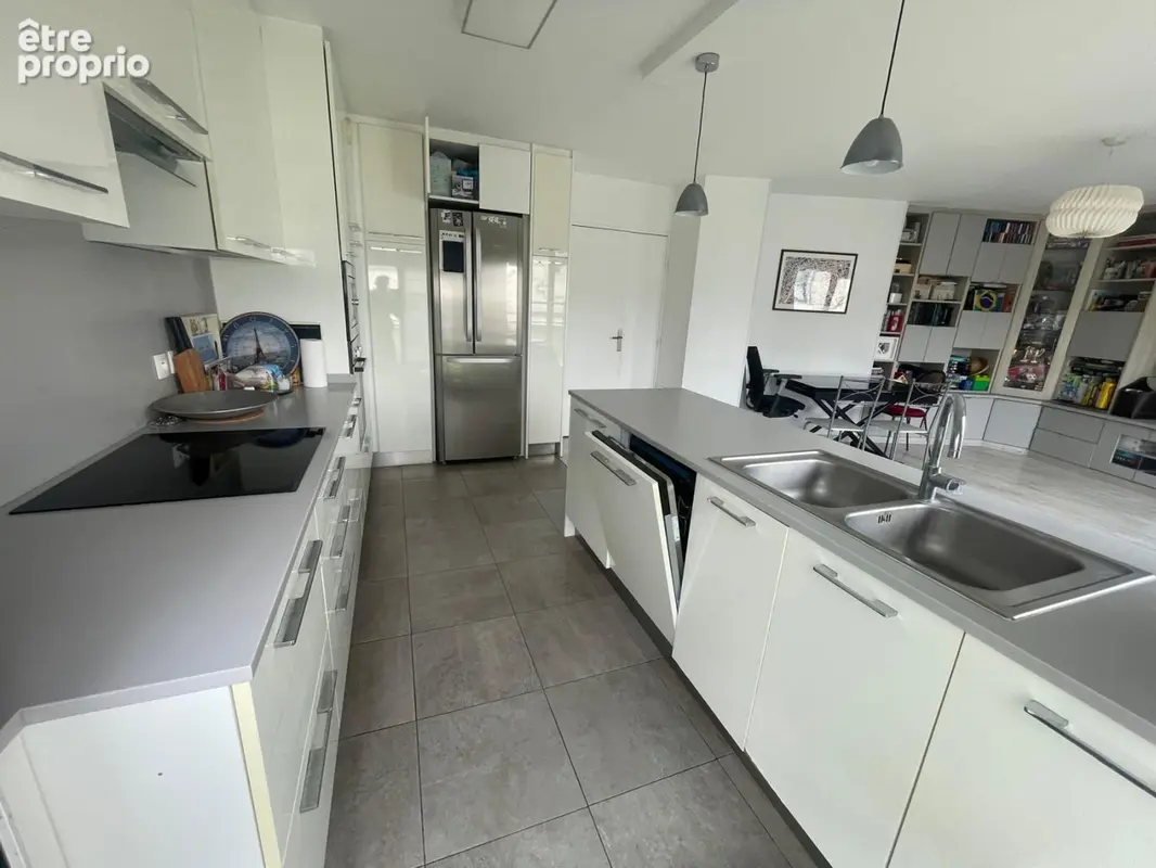Appartement 4 pièces 81 m² à vendre à Paris-17e (75017) - photo 4