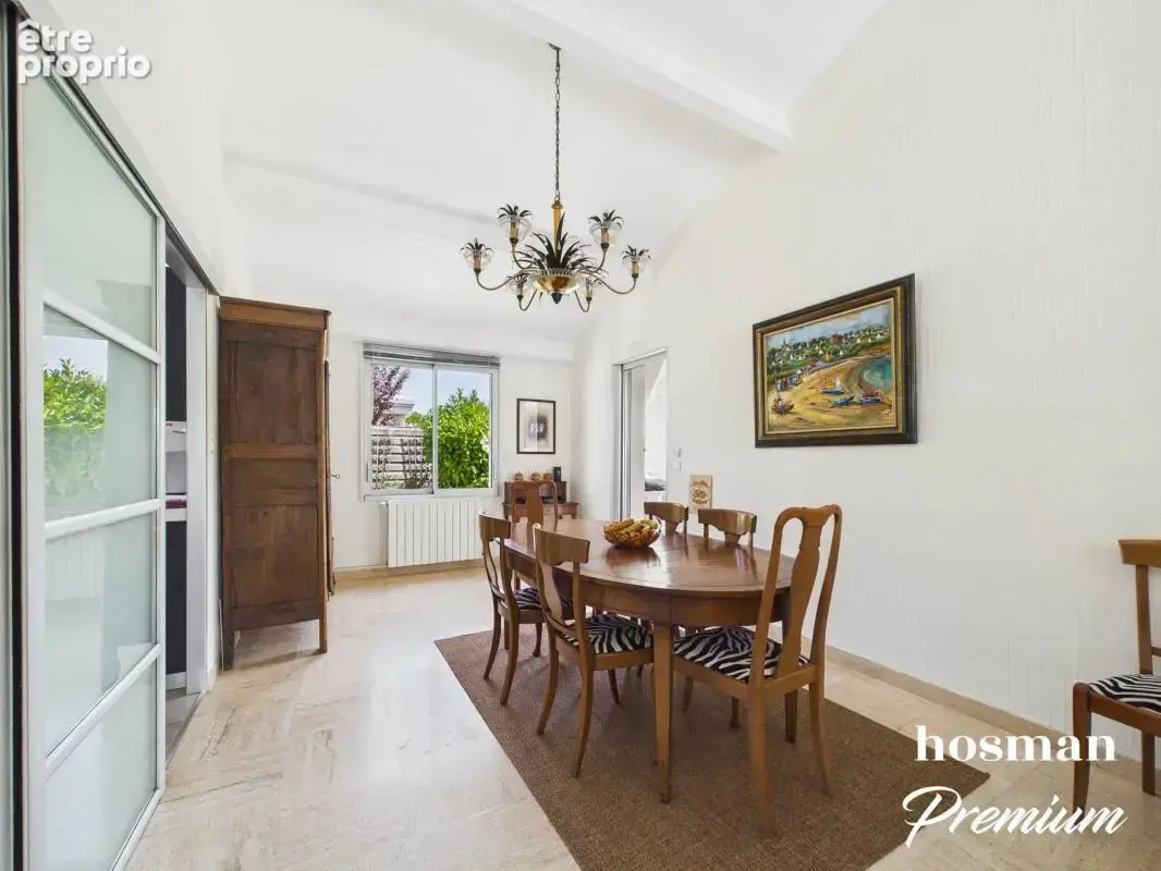 RARE Portes de la Rochelle – Propriété d’architecte avec piscine sur plus de 1 750 m² - photo 7