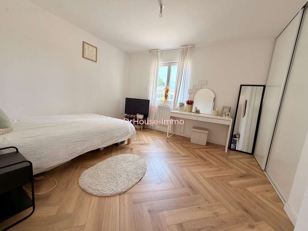 Maison 124 m² à Terrasson-Lavilledieu  - photo 9
