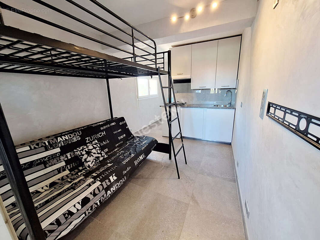 Appartement à HYERES