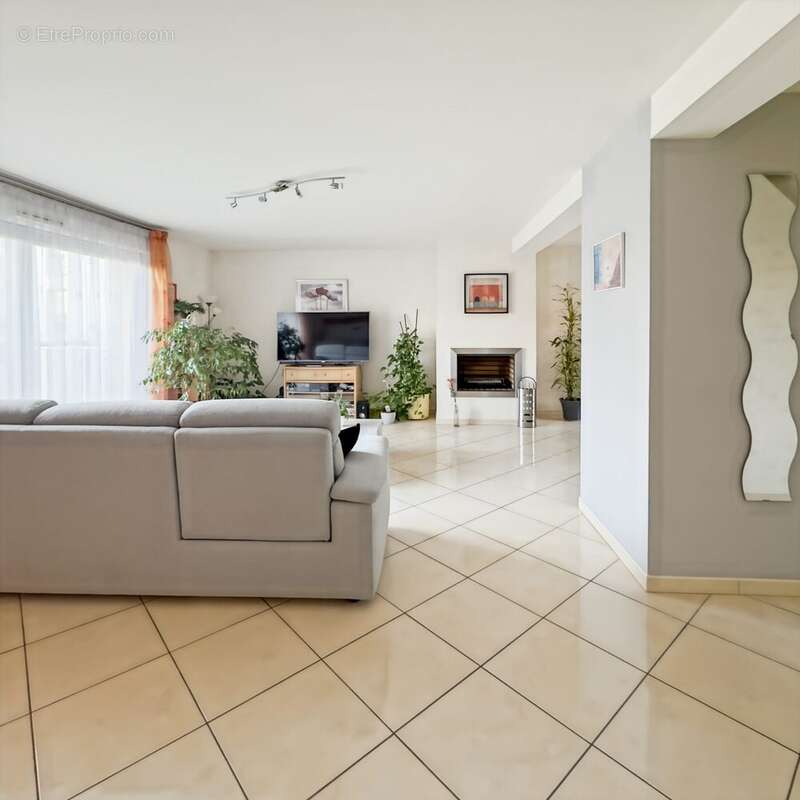 Maison à VITRY-SUR-SEINE