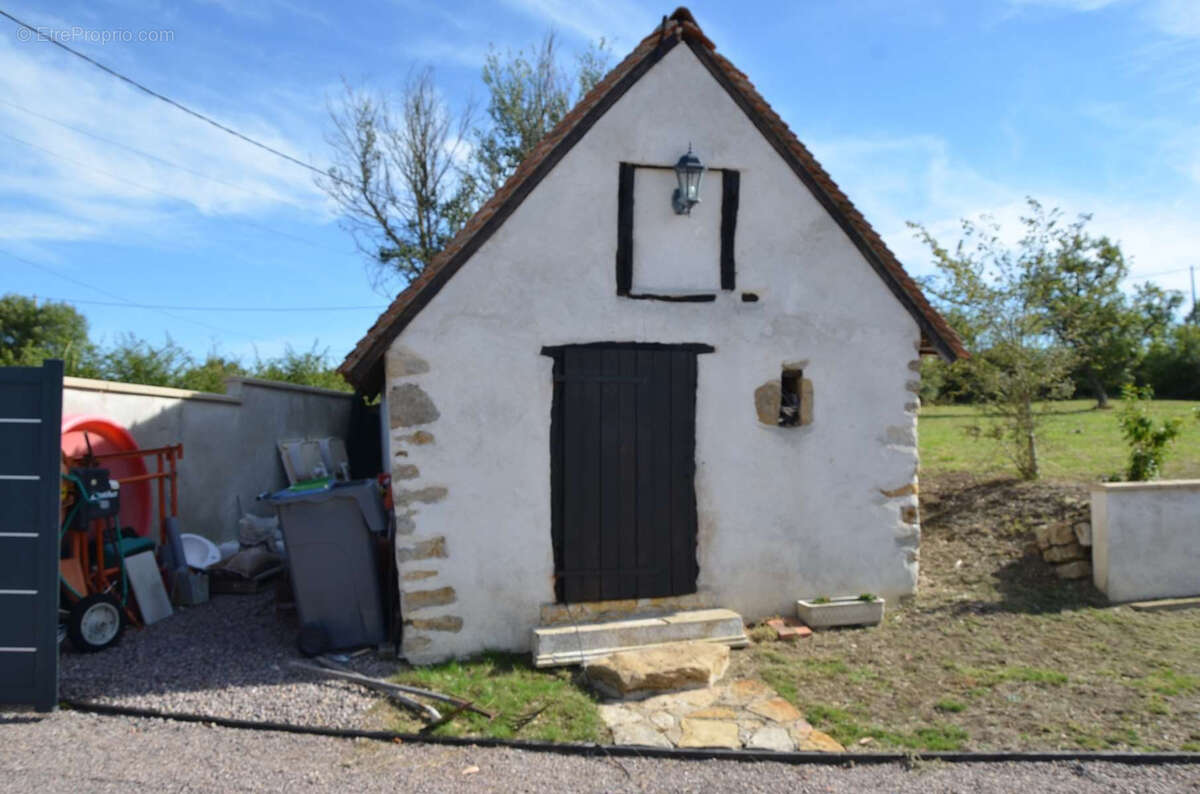 Maison à LE CHATELET