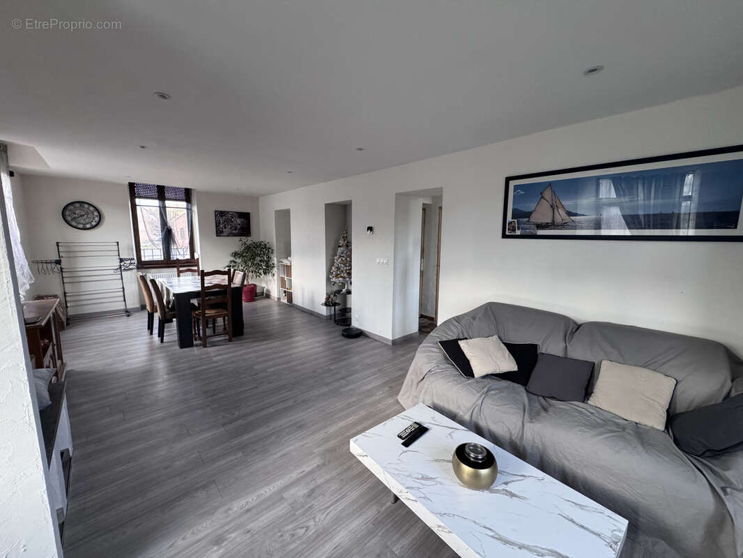 Maison à TERNUAY-MELAY-ET-SAINT-HILAIRE