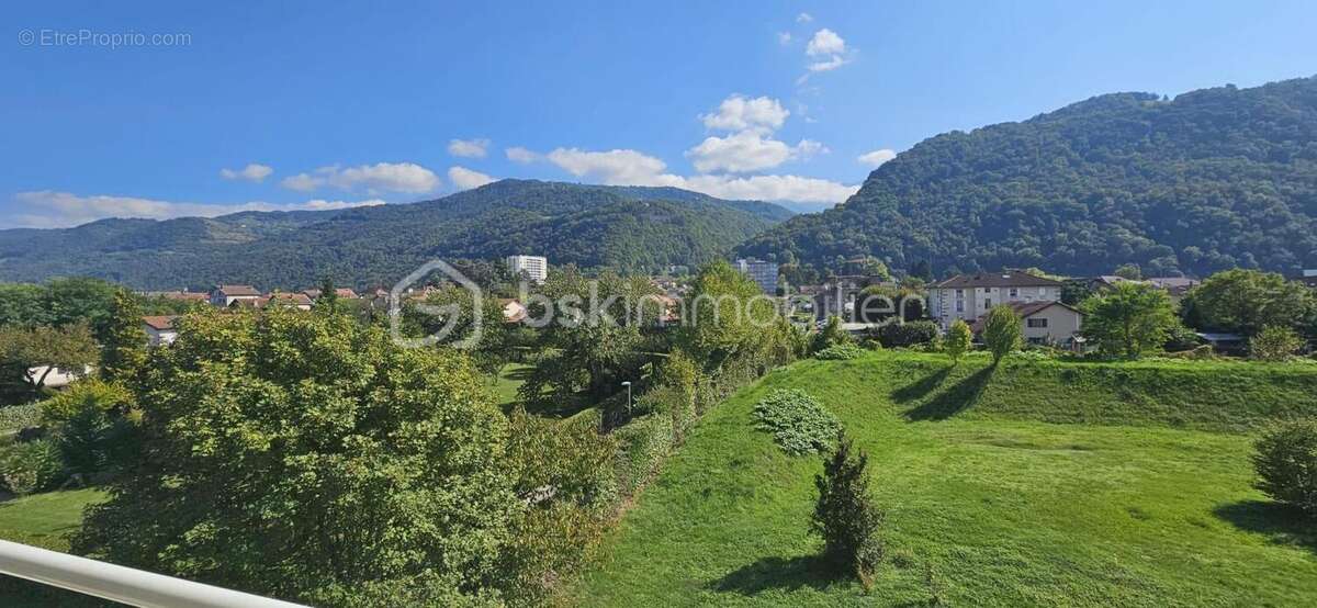 Appartement à DOMENE