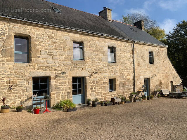 Maison à GUERN