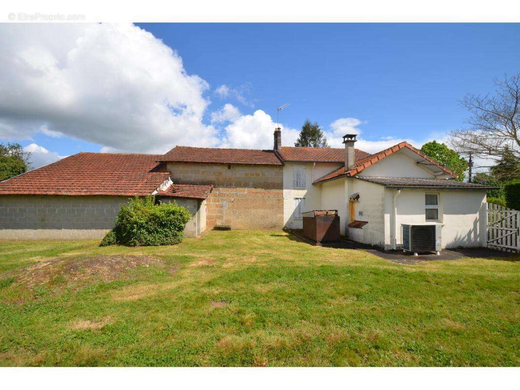 Maison à MONTPON-MENESTEROL