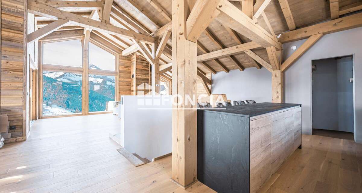 L’élégance alpine en pied de pistes : superbe chalet 4 chambres à Crest-Voland - photo 5