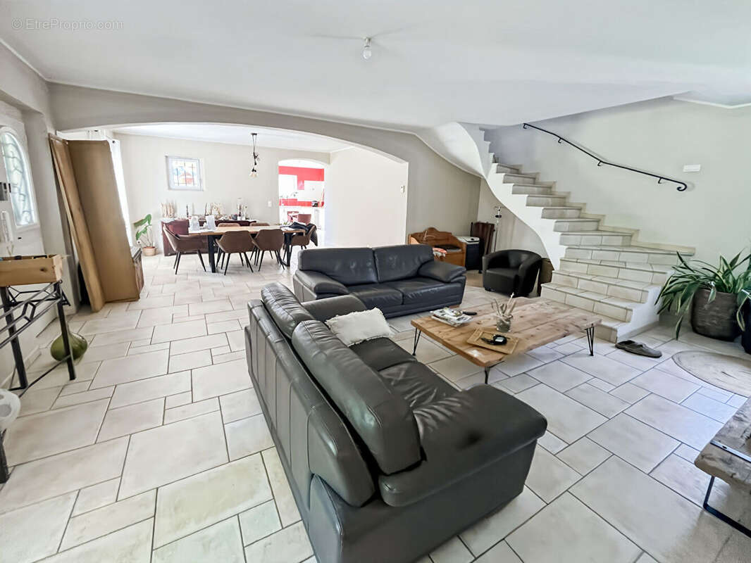 Maison à NOVES