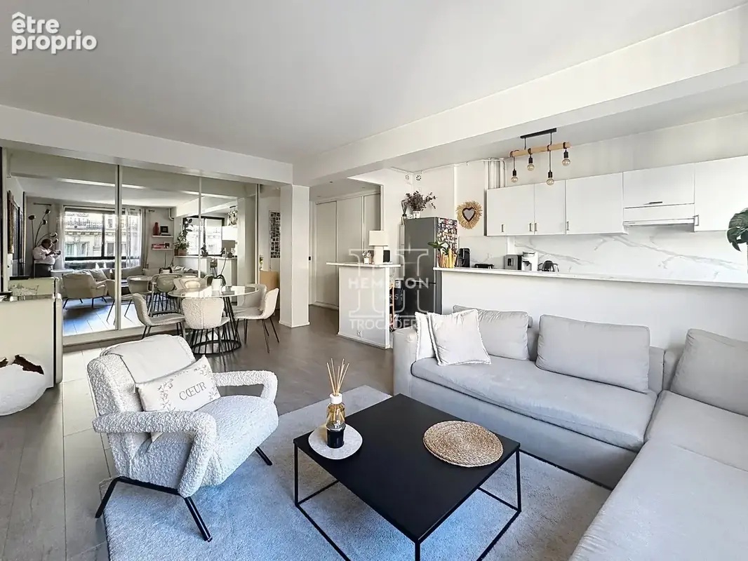Paris xvi -appartement coup de coeur - trocadéro - élégant 2 pieces de 60 m2 - belle piece de vie de 43 2m2 - - photo 8