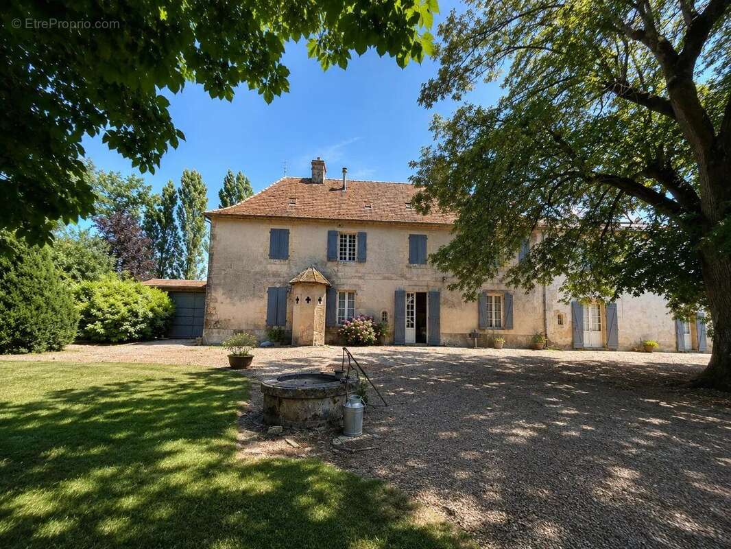 Vente Maison Bergerac(24100) 880 000ï¿œ - photo 3