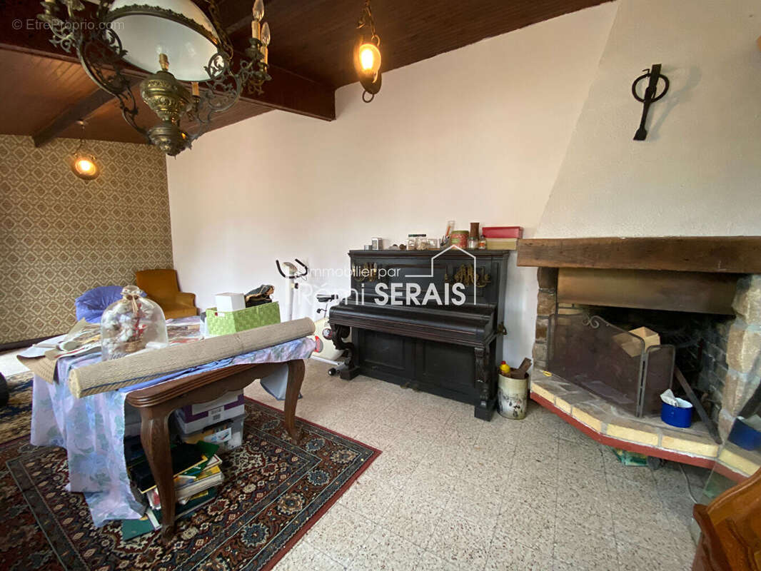 Maison à MESSEI