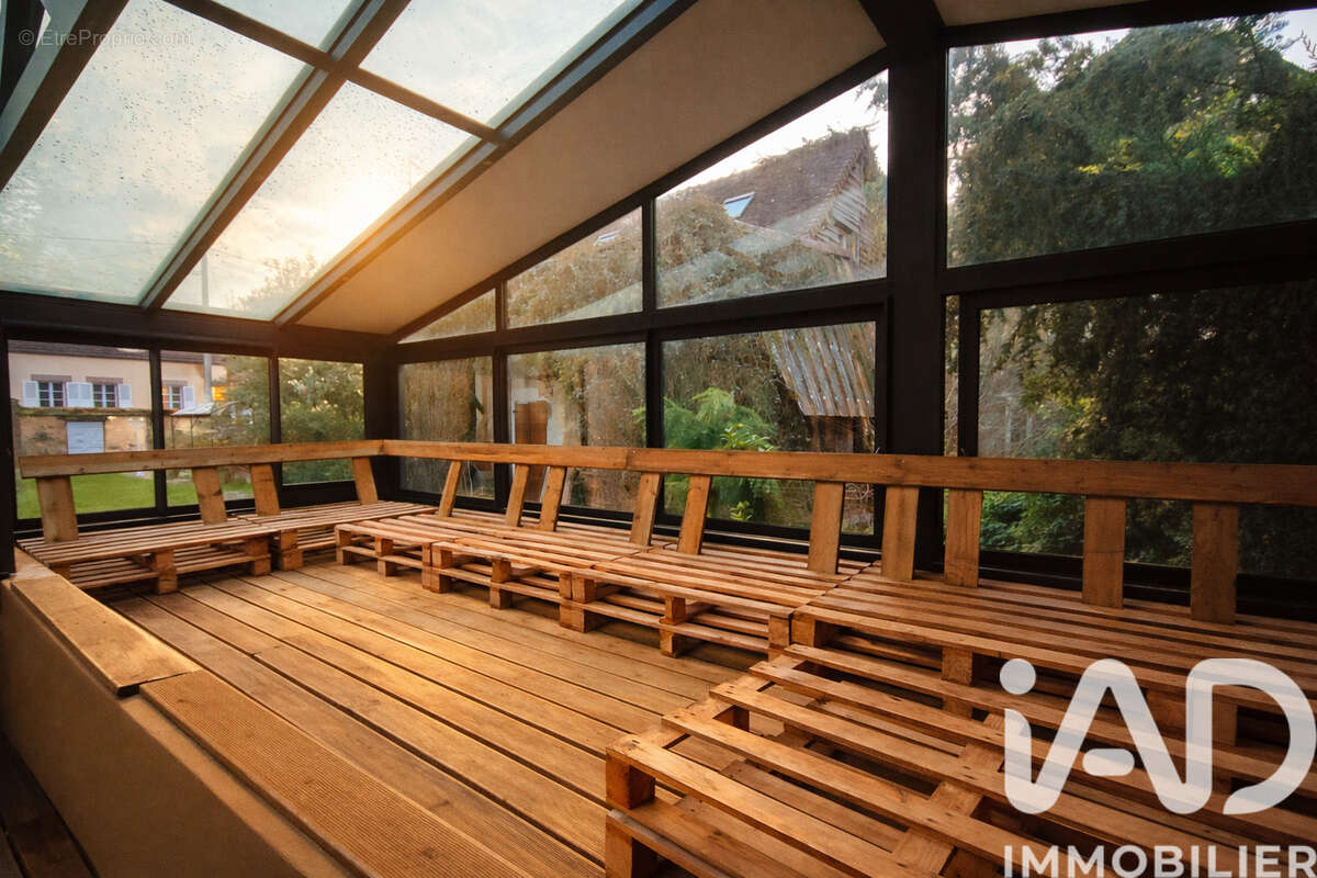 Maison 181 m² à Courgenay  - photo 4