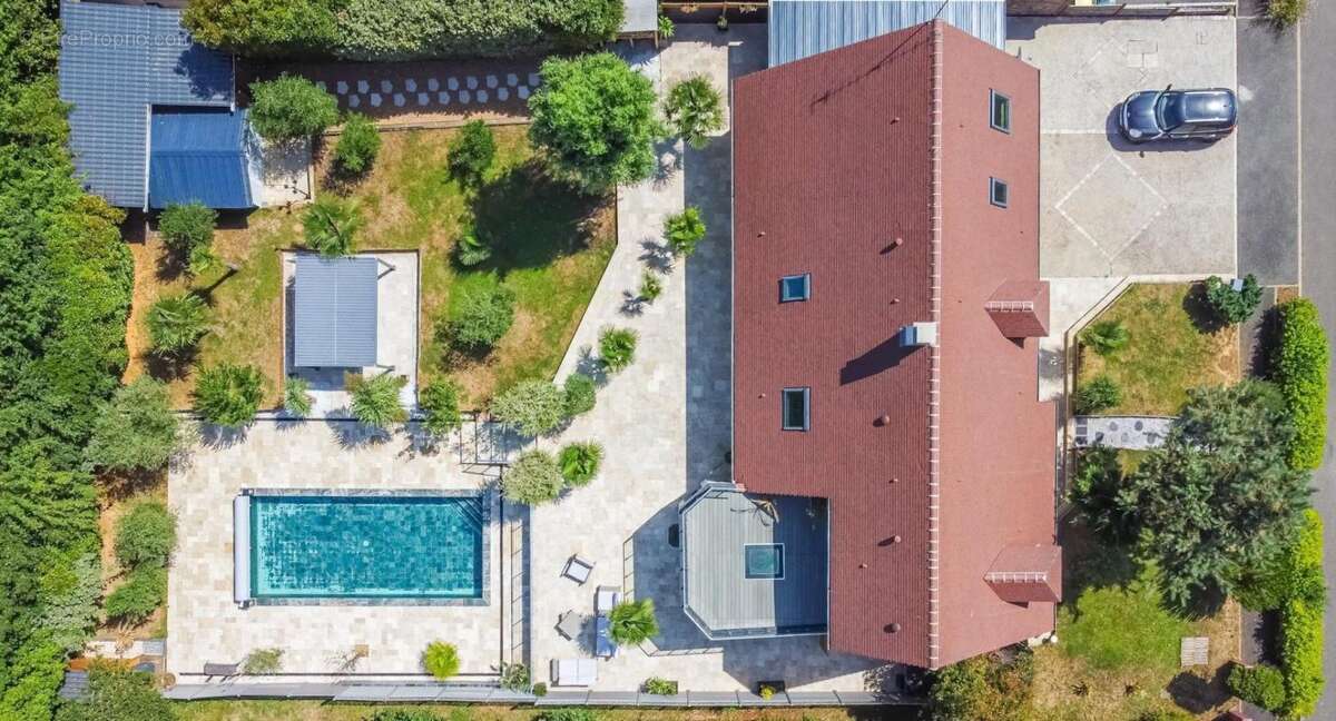 Maison à SAINT-SATURNIN