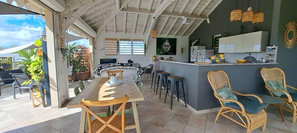 Appartement à LES TROIS-ILETS