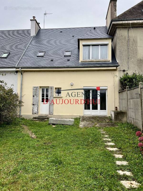 Maison à VILLERS-BOCAGE