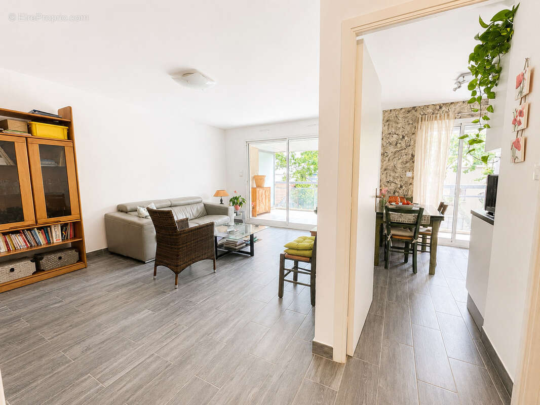Appartement à LE CANNET