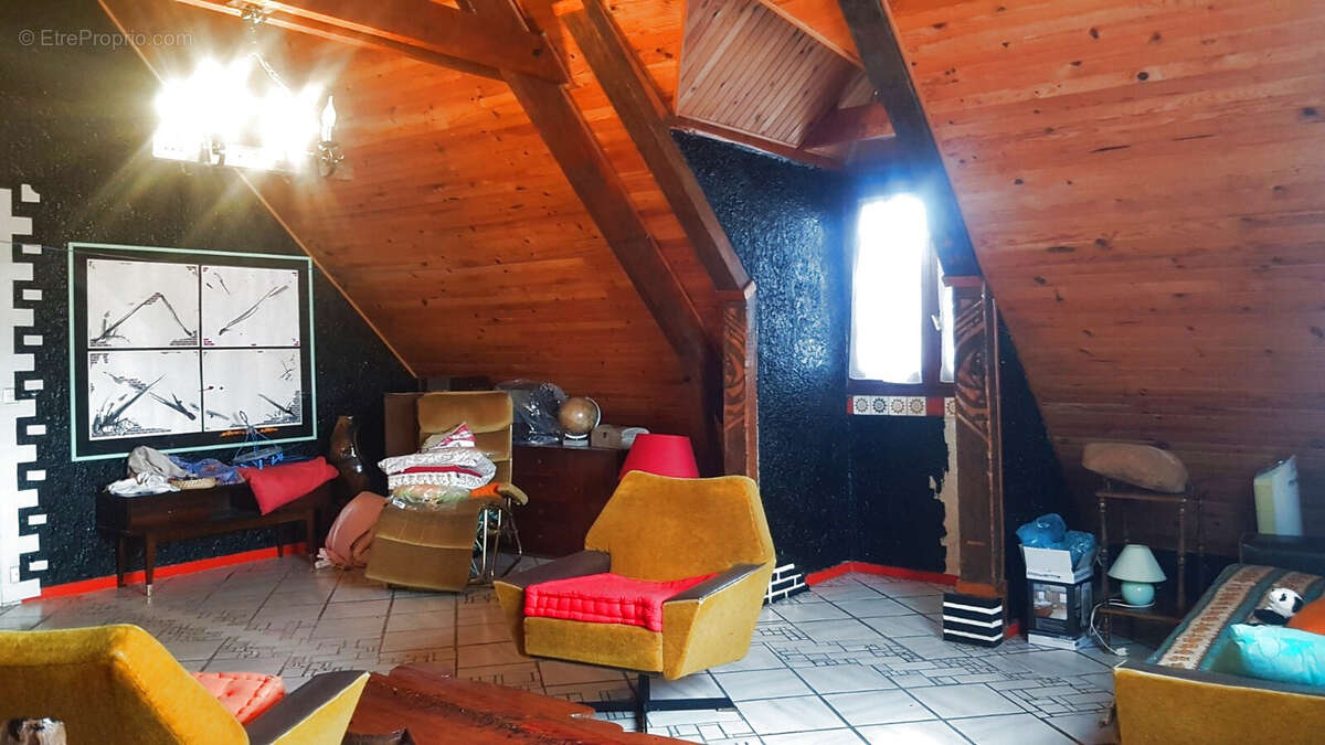 Maison à BONNIERES-SUR-SEINE