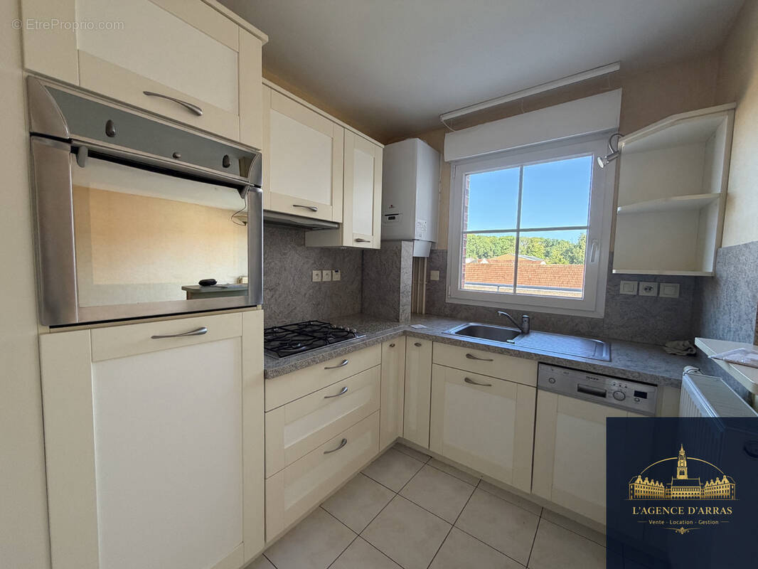 Appartement à TILLOY-LES-MOFFLAINES