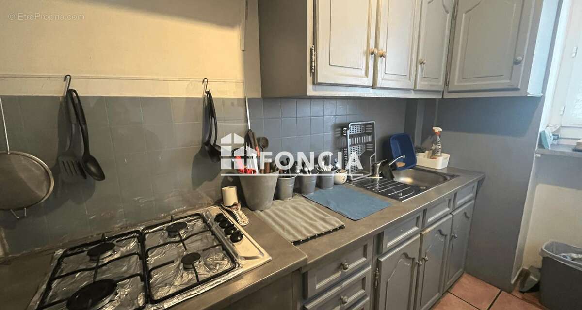 Appartement à MARSEILLE-11E