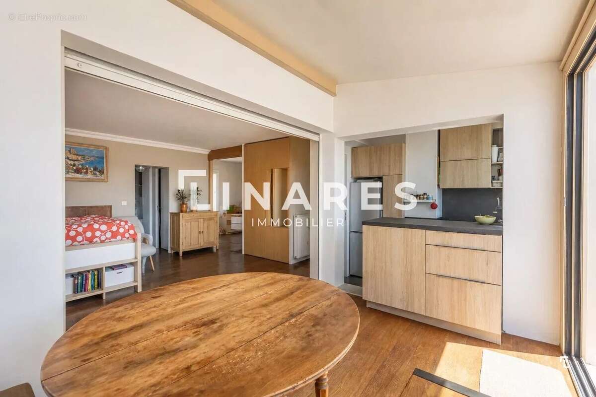 Appartement à MARSEILLE-7E