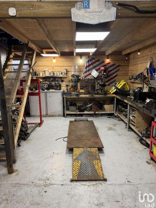 Photo 5 - Commerce à AVRAINVILLE