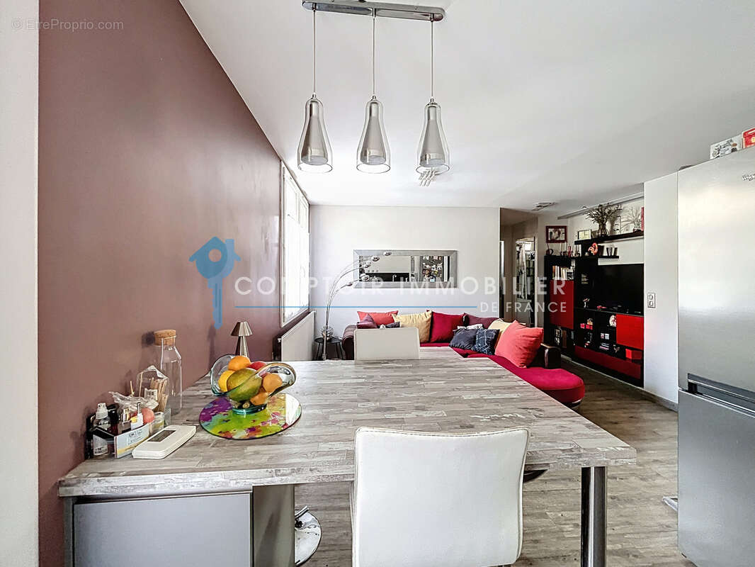 Appartement à MEYLAN