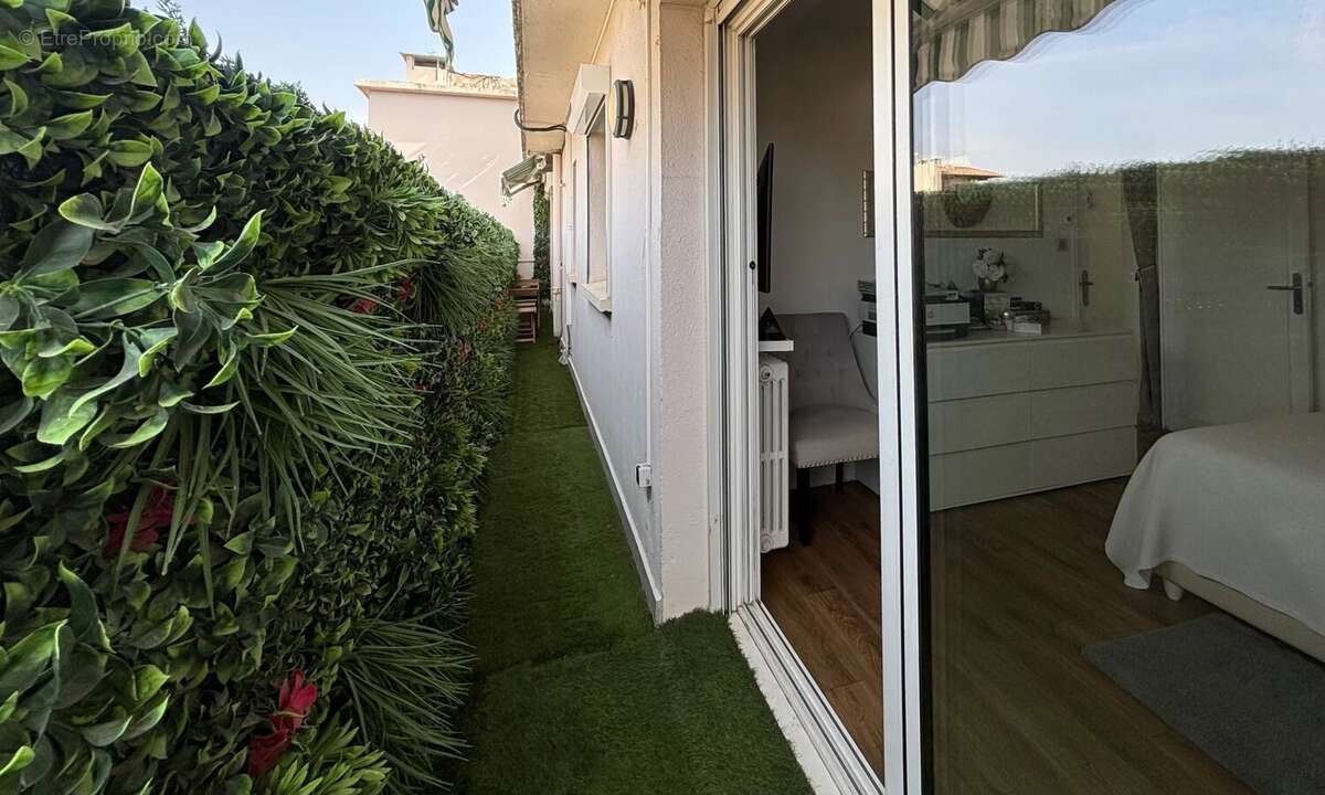 Cannes proche centre - 3P avec superbe rooftop vue sur la mer et les collines - photo 30
