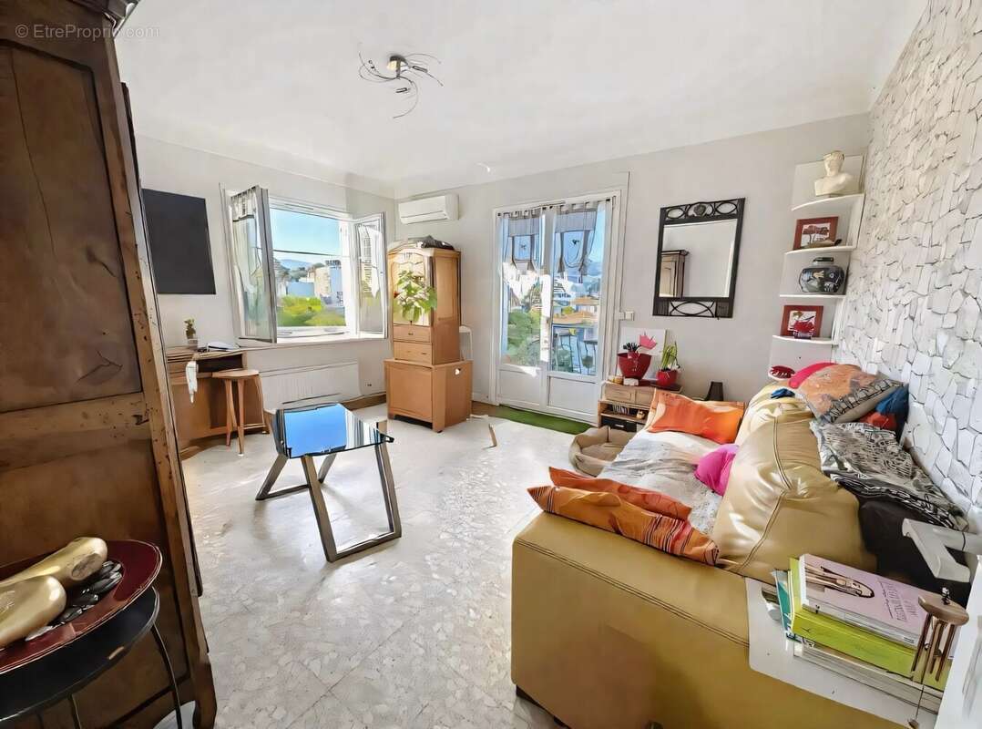 Appartement à LE CANNET