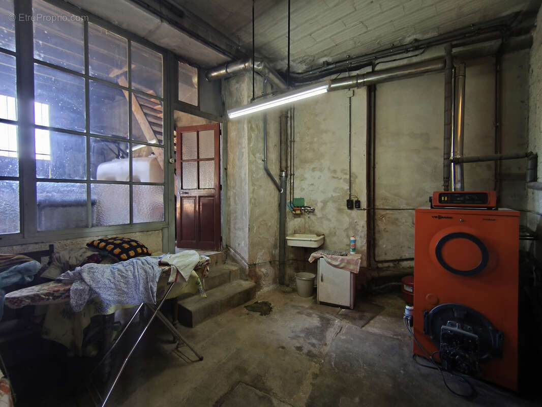 Maison à SAINT-REMY-SUR-DUROLLE