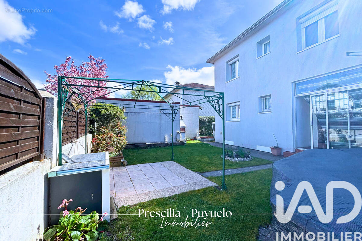 Photo 1 - Maison à TARBES