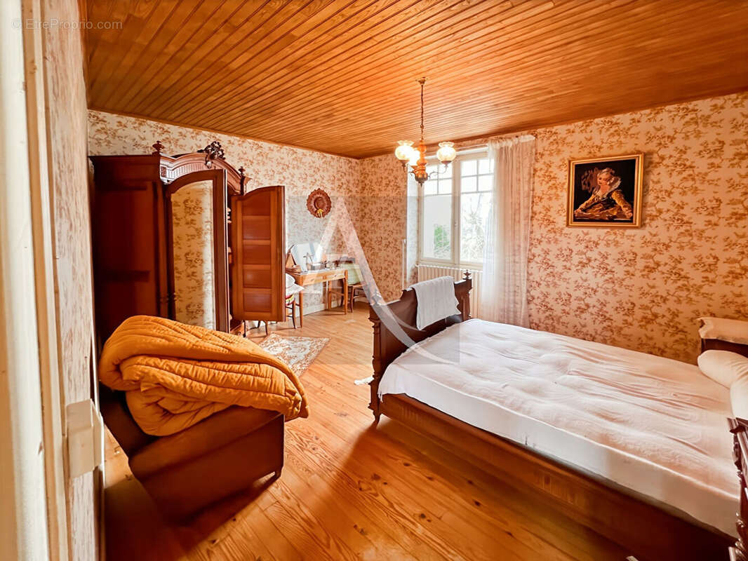 Maison à MONSEMPRON-LIBOS