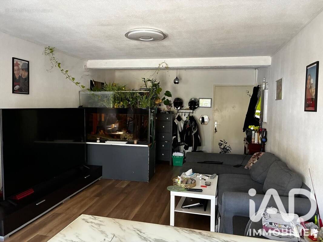 Photo 1 - Appartement à SALON-DE-PROVENCE