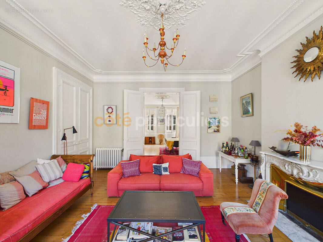 Appartement à BORDEAUX