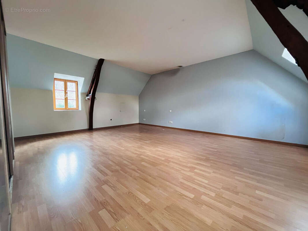 Maison à VILLERS-COTTERETS