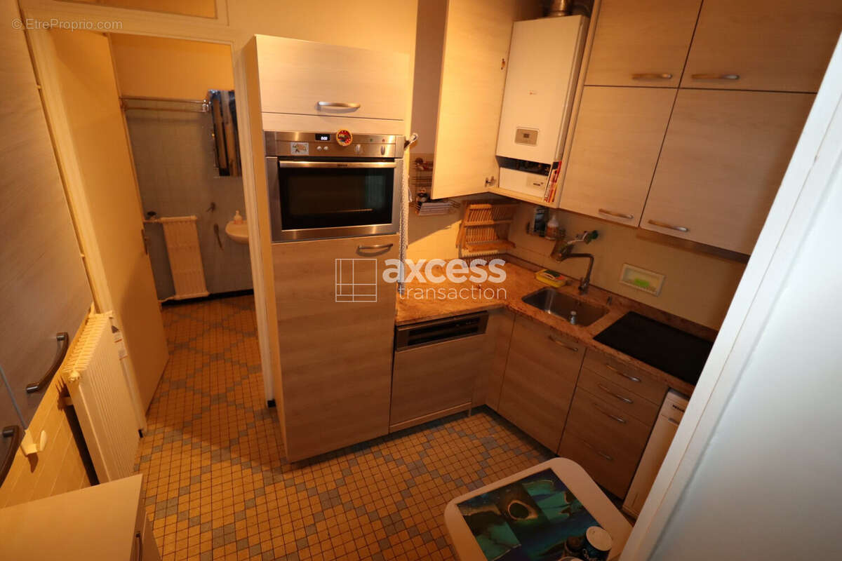 Appartement à PARIS-10E