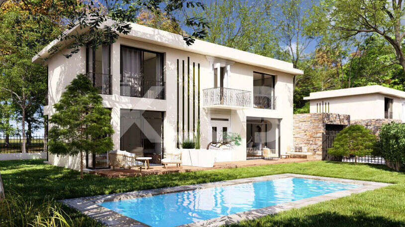 Terrain à ENSUES-LA-REDONNE