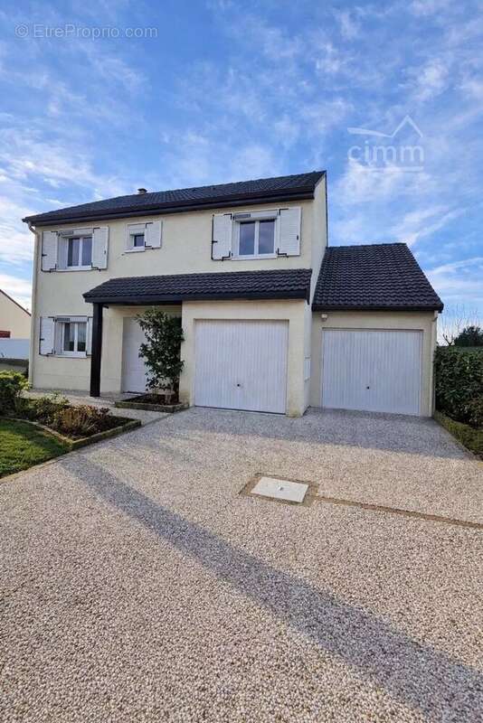 Maison à JOUE-LES-TOURS