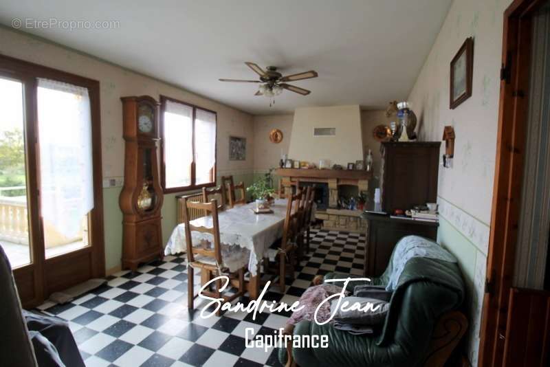 Maison à BERNIERES-SUR-SEINE