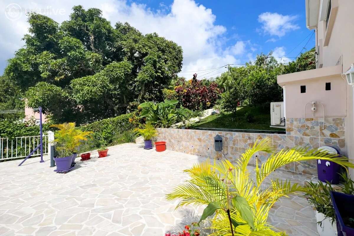 Maison à SAINT-JOSEPH