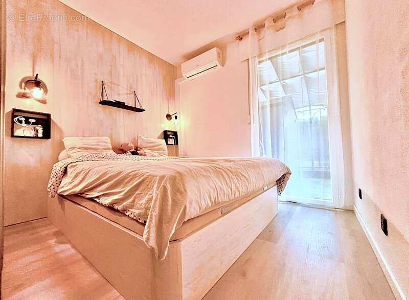 Appartement à MOUGINS